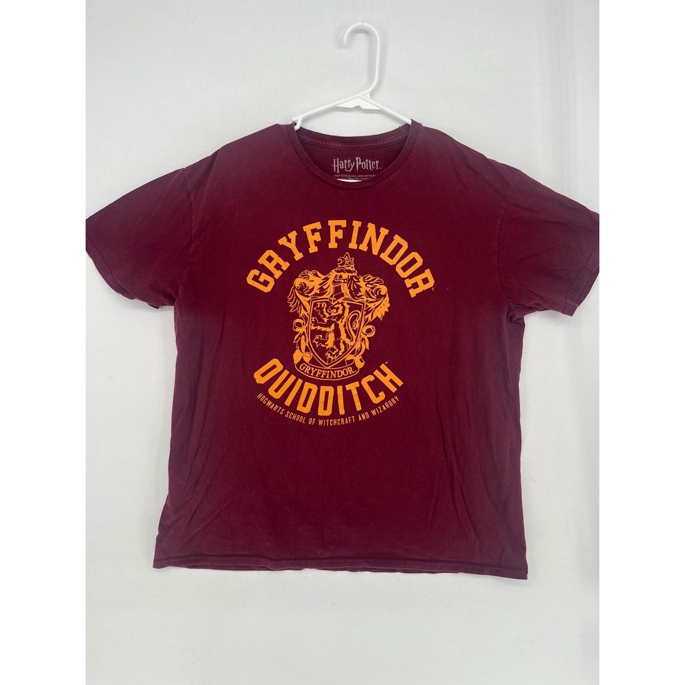 Harry Potter Gryffindor Quidditch Graphic T-Shirt Maroon Cotton XL